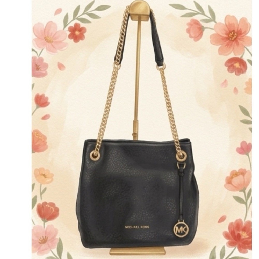 Quiet Luxury Clean Girl Utility Chic Michael Kors Leather Bag Gold Chain/Straps